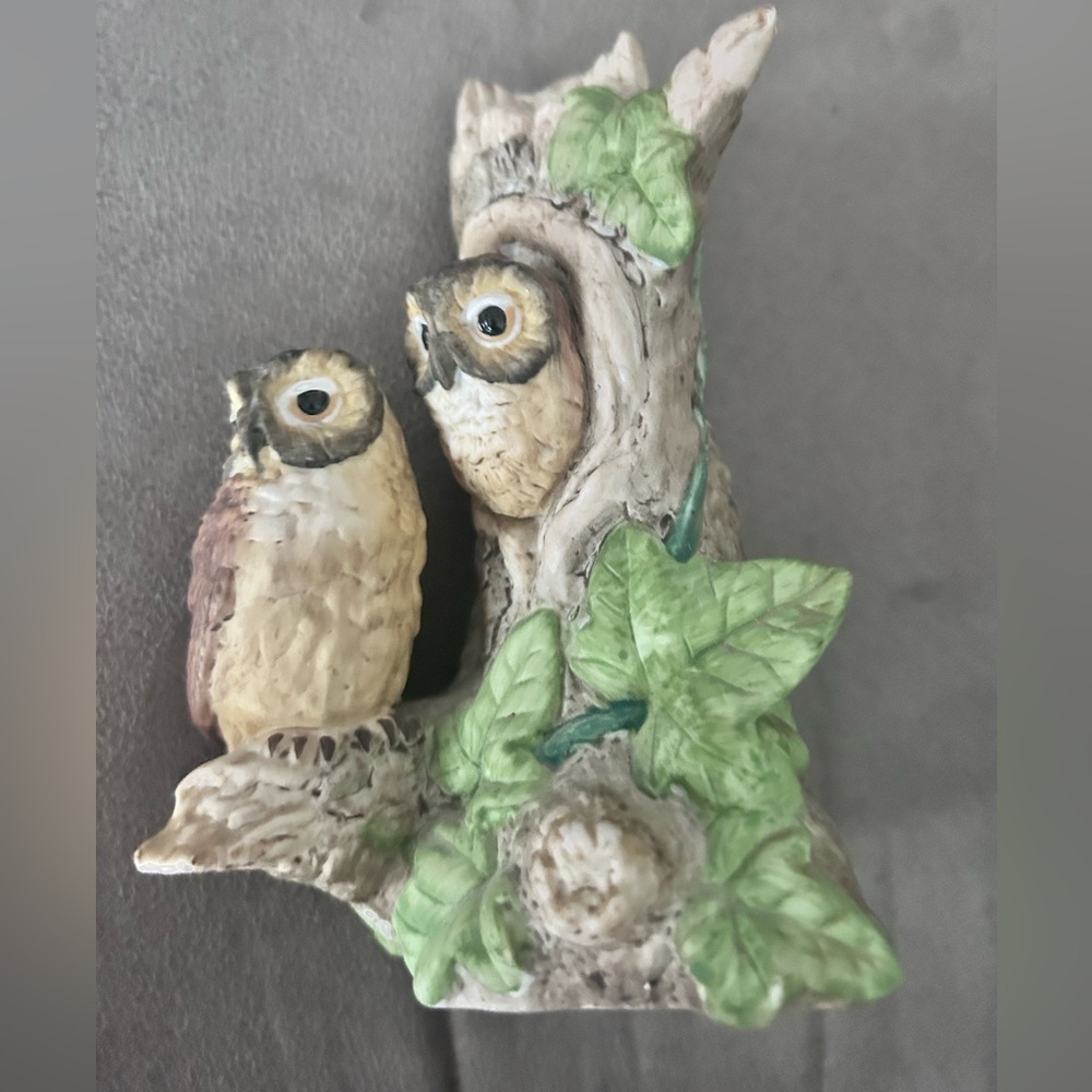 Vintage leopard collection Owl Figurines HG 64 stains on bottom